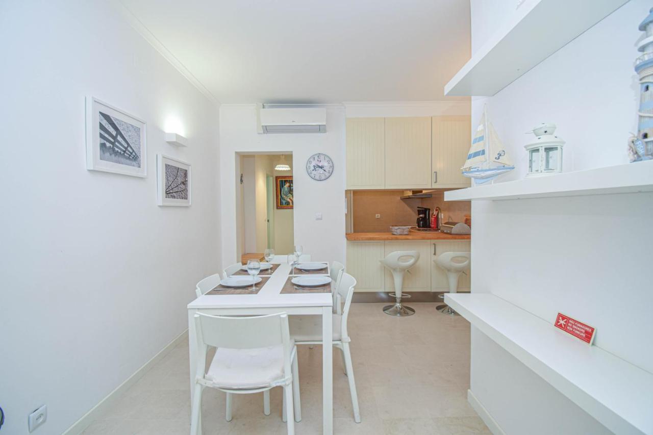 Central Family Apartment - 60 M From The Beach Віавіа Zewnętrze zdjęcie