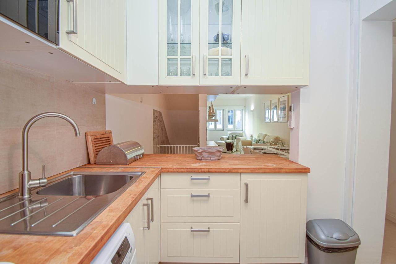Central Family Apartment - 60 M From The Beach Віавіа Zewnętrze zdjęcie